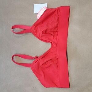 Parade Size S Red Unlined Triangle Bra Size S NEW with Tags